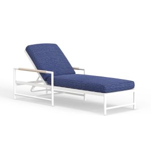Sabbia Aluminum Chaise Lounge in Echo Midnight w/ No Welt By Sunset West