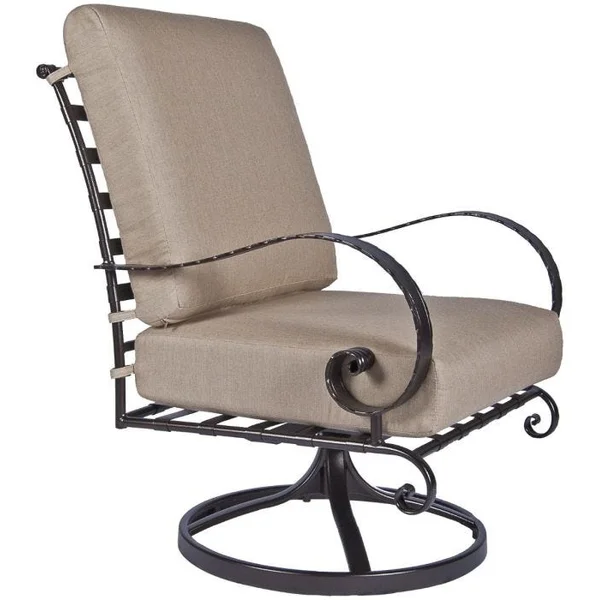 Classico Swivel Rocker