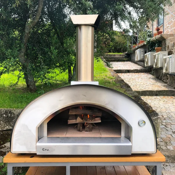 Cru Pro 90 Outdoor Wood-Fired Pizza Oven - CRUO90G1