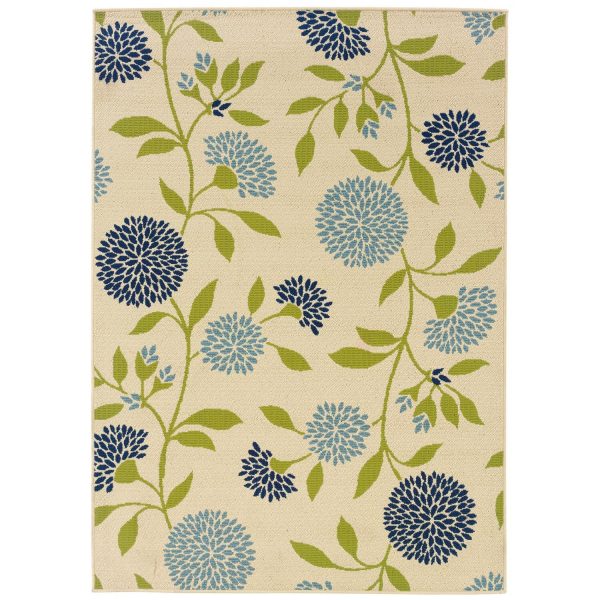 Oriental Weavers Caspian 5.25 X 7.5 Indoor/Outdoor Rug - 8327Y